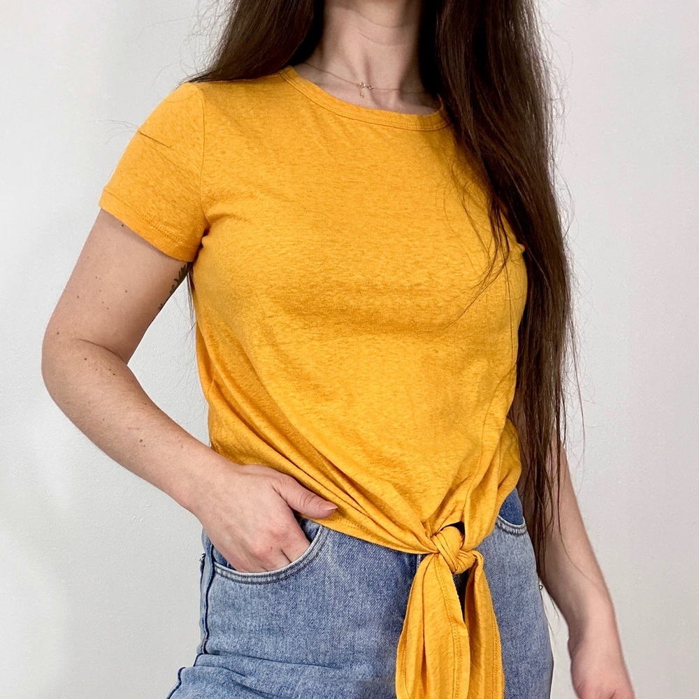 *Forever 21 Contemporary Mustard Knit Top